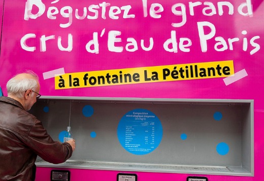 París-instala-bebederos-públicos-de-agua-con-gas2 París-instala-bebederos-públicos-de-agua-con-gas2
